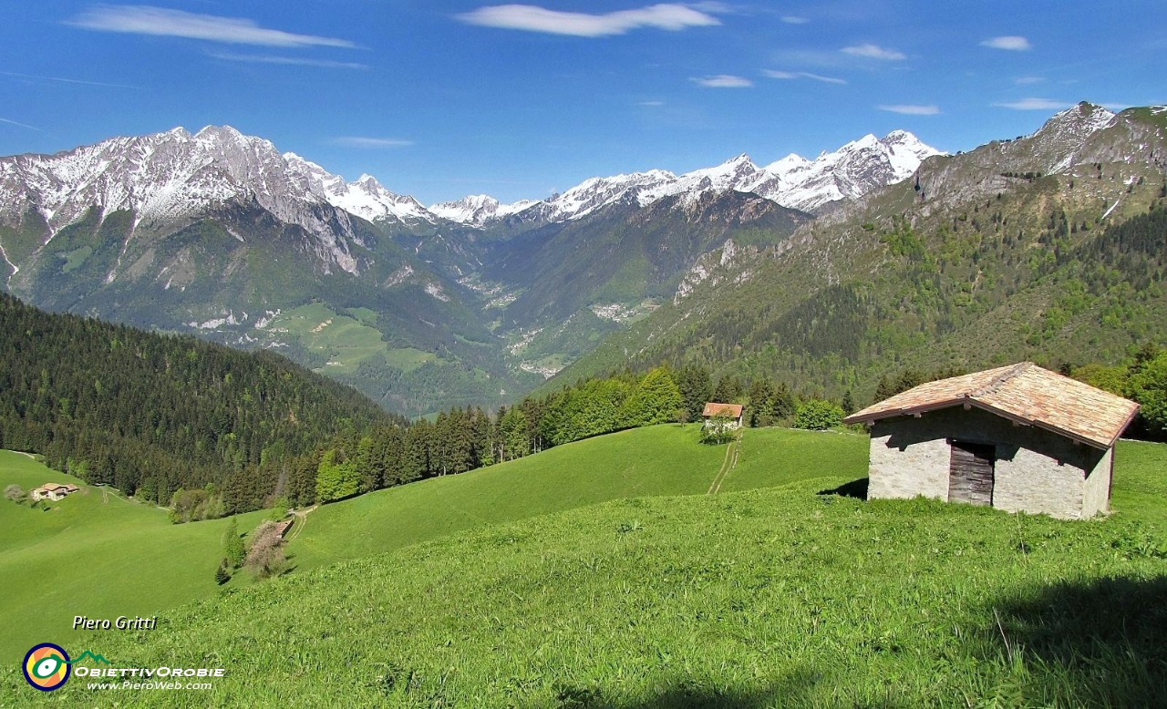 17 Panorama verso la Valcanale....JPG